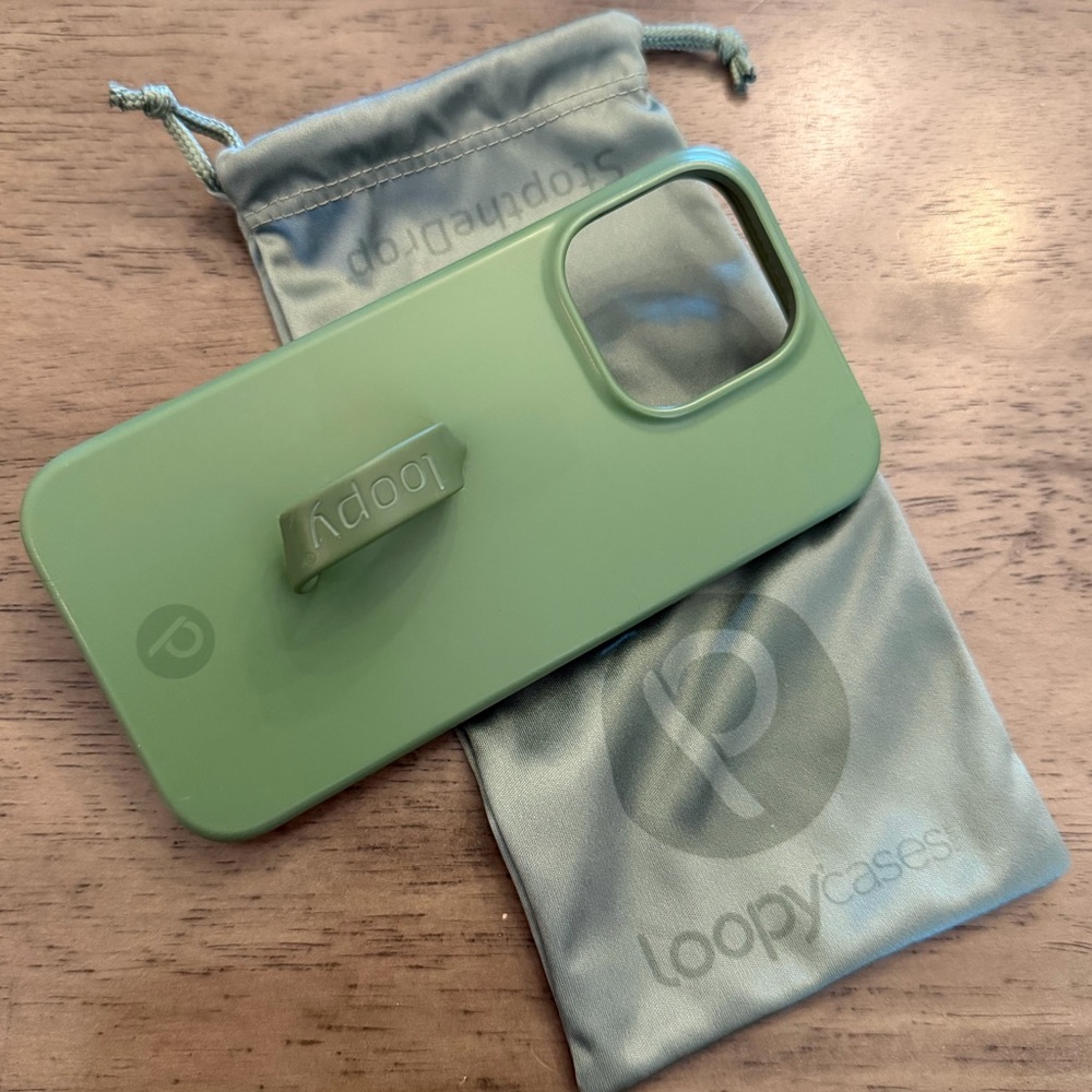 Olive Loopy iPhone 13 Pro Case (Righty)